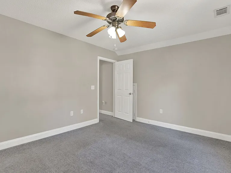 291 Landing Way — Photo 17