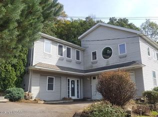 10 S Lehigh St, Trucksville, PA 18708