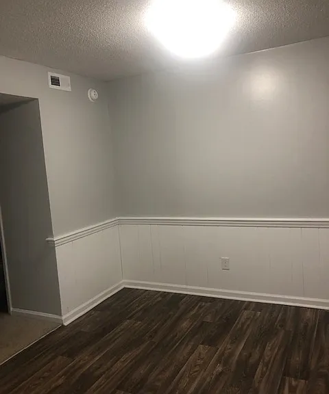 4400 Graceland Ct #4400 — Photo 30