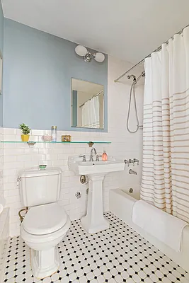 Sold by Corcoran | media 7