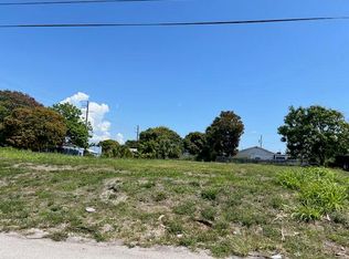 172 W 16th St, Riviera Beach, FL 33404