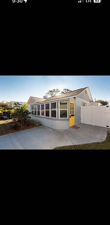 1st image of 436 48th Ave N