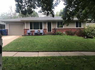 7431 Greenwood St, Lincoln, NE 68507