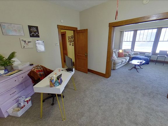 4th image of 830 Bluemont Ave APT 1