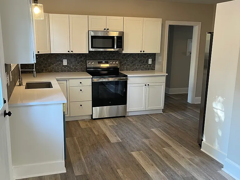 608 Bonham Ct — Photo 9