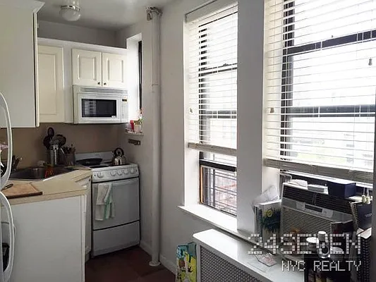 Rented by 24 7 NYC Realty Inc. | media 27