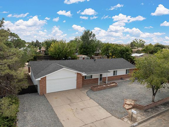 4th image of 10220 Park Ln NW