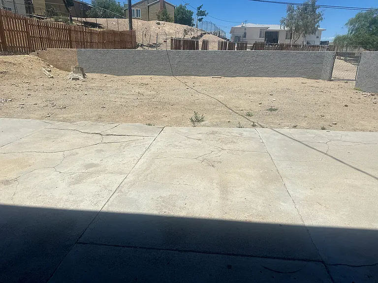 211 W Buena Vista St #1 & 2 — Photo 11