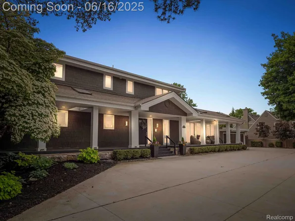 1088 Southfield Rd, Birmingham, MI 48009