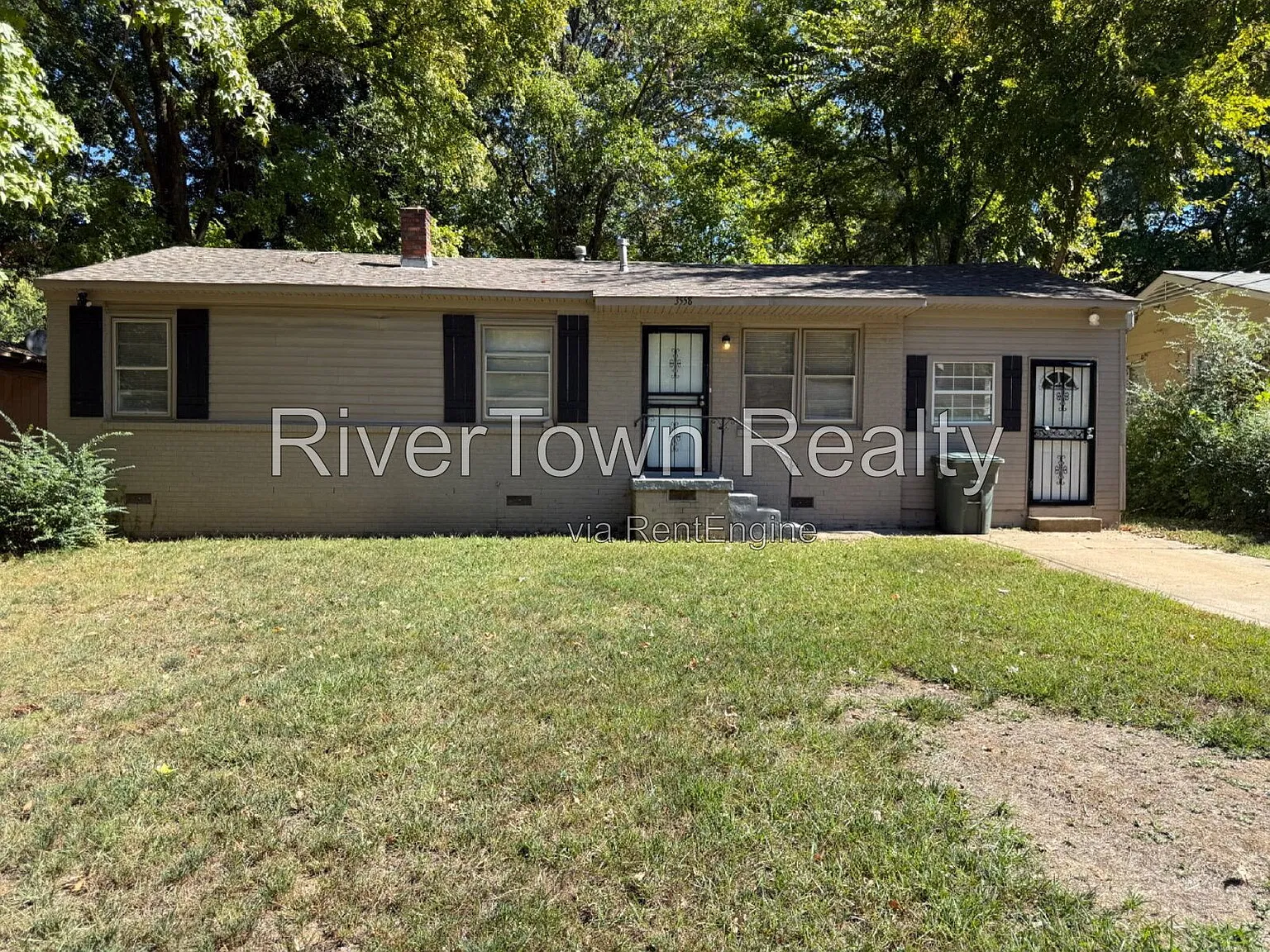 3 bed, 1.0 bath, 1205 sqft, $1,095 — Photo 1