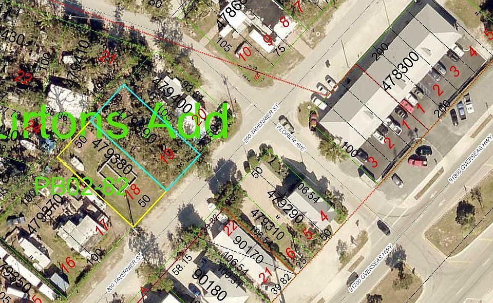 2nd image of 300 Tavernier St