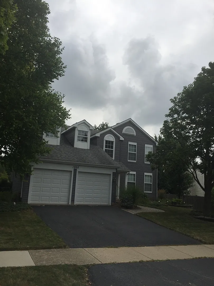 1268 Rose Ave photo 1