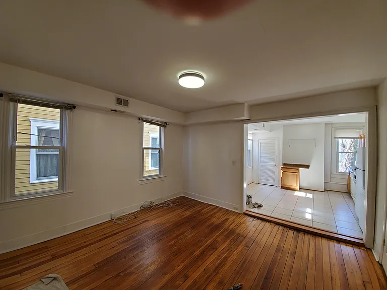 43 Madison Pl — Photo 3