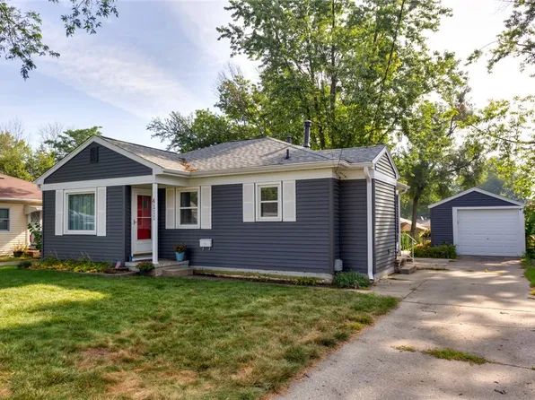 4111 40th St, Des Moines, IA 50310