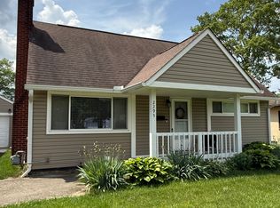 2295 Shrewsbury Rd, Upper Arlington, OH 43221