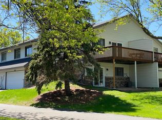 6675 Falstaff Rd, Woodbury, MN 55125