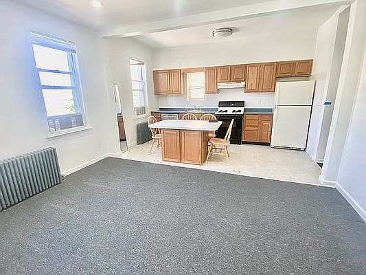 3rd image of 31-30 46th St #2L