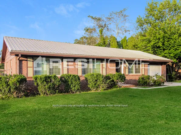 2963 Preston Dr, Rex, GA 30273