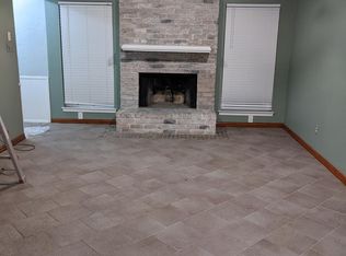 1842 Crooked Ln, Fort Worth, TX 76112