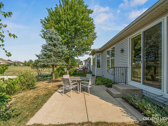 3rd image of 12841 Green Meadow Ave