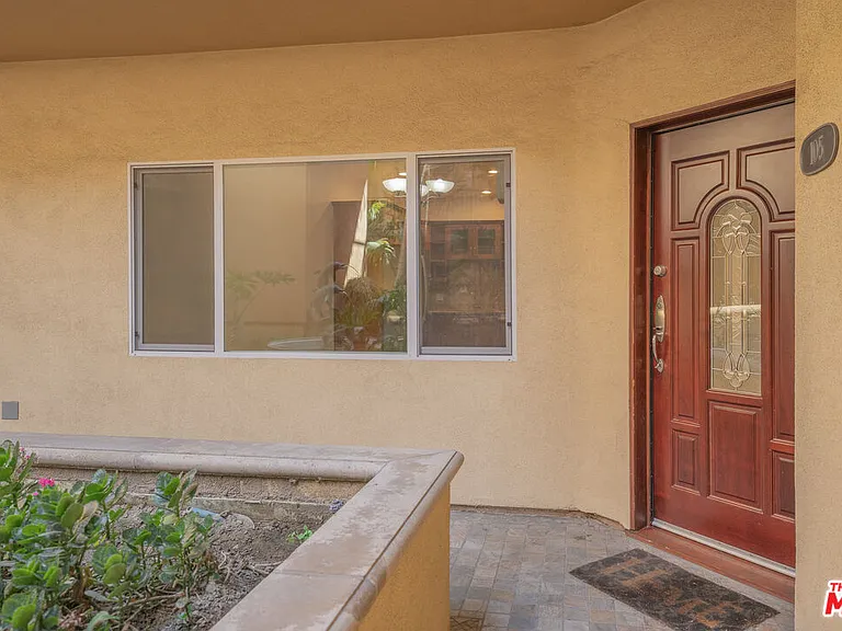 626 E Orange Grove Ave #105 — Photo 25