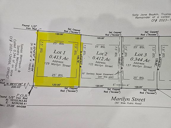 4th image of 129 Marilyn St