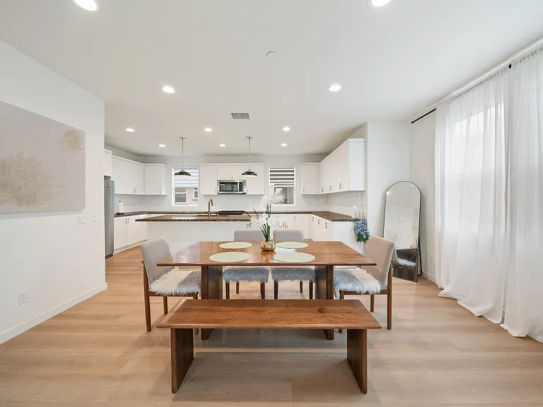 39 Sanctuary Ln — Photo 12
