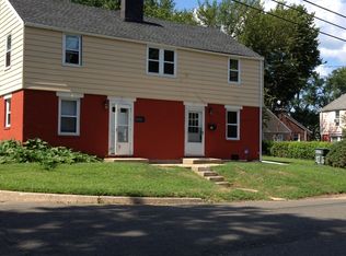 11 High Ridge Dr, Bridgeport, CT 06606