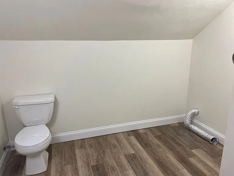 630 Chicago Ave — Photo 13
