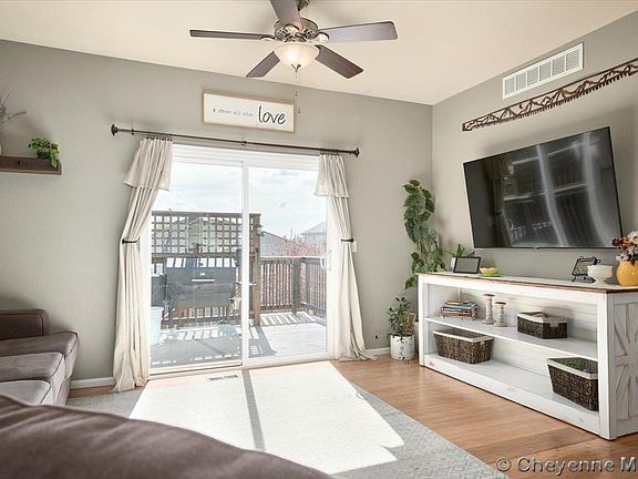 5th image of 1601 Sunny Hill Dr