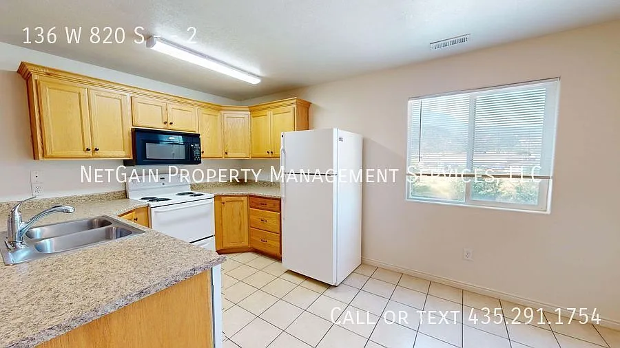 3 Bedroom Apartment — Photo 4
