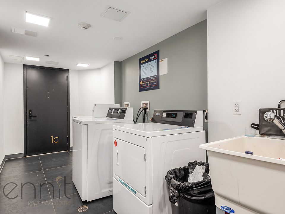 2nd image of 1016 Carroll St APT 3B