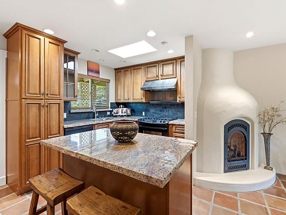 3rd image of 101 Hacienda Carmel