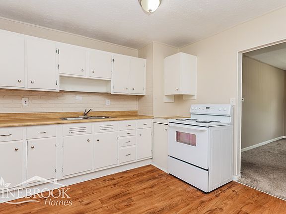 5th image of 3822 Brumbaugh Blvd