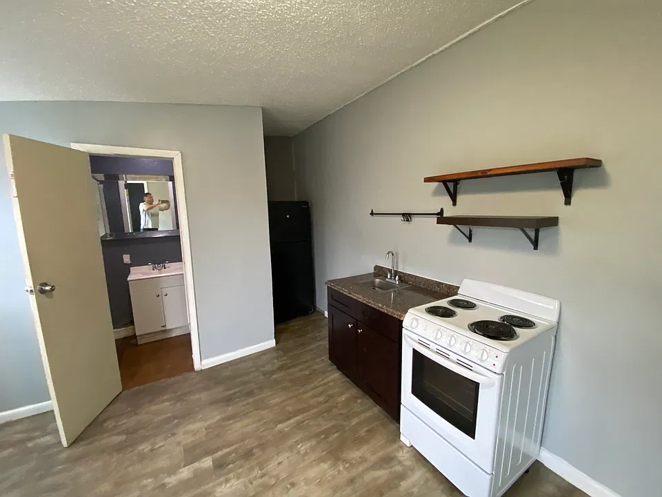 11901 Flotilla Pl #E2