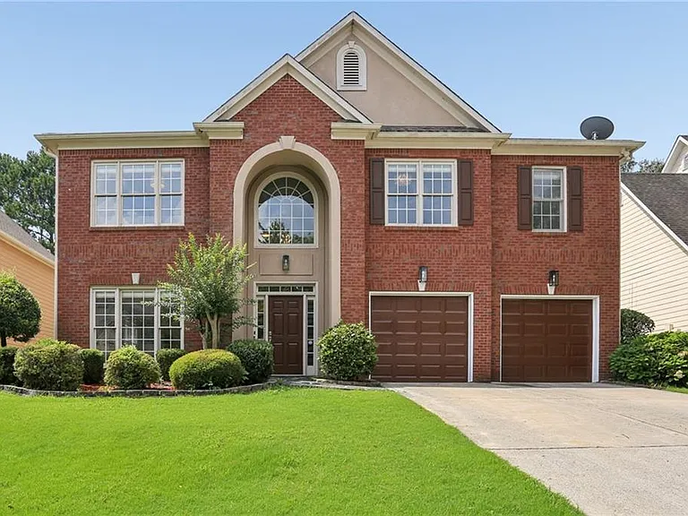 5038 Wickford Dr — Photo 1