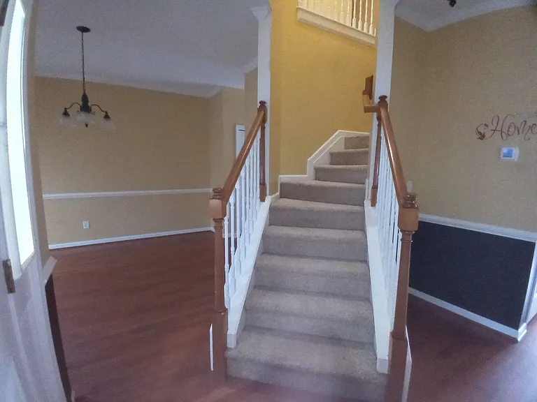 565 Batty Way — Photo 6