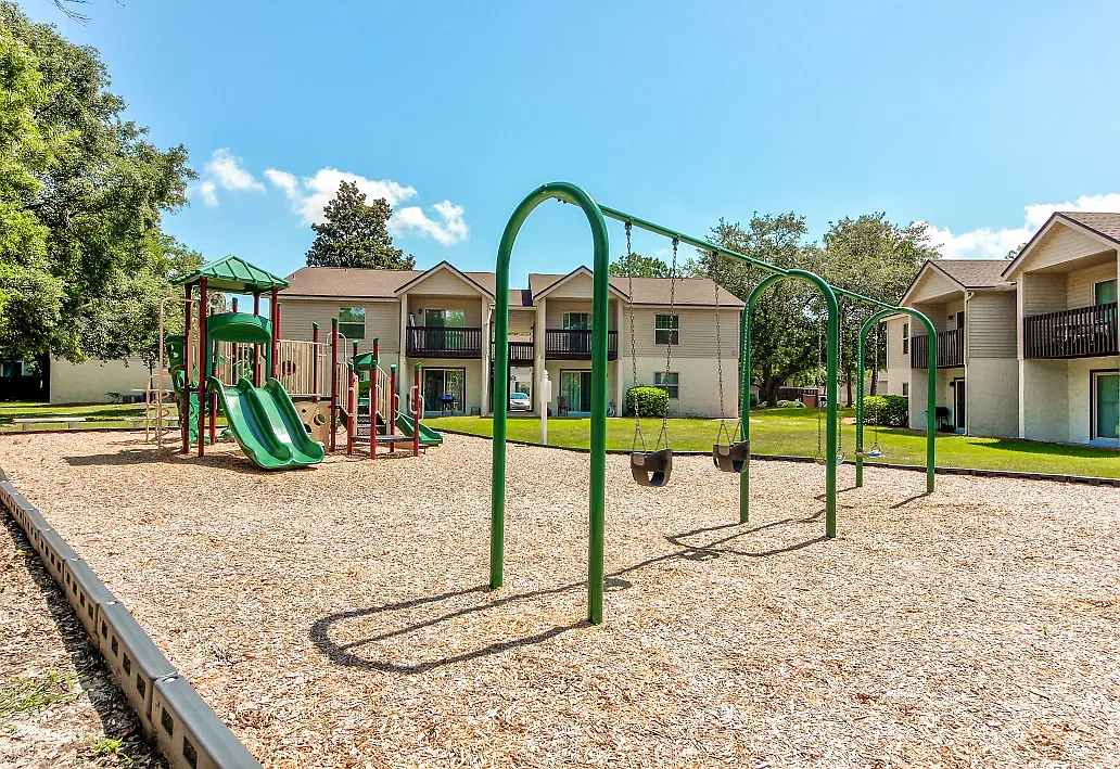 The Dunes Apartments — Photo 1