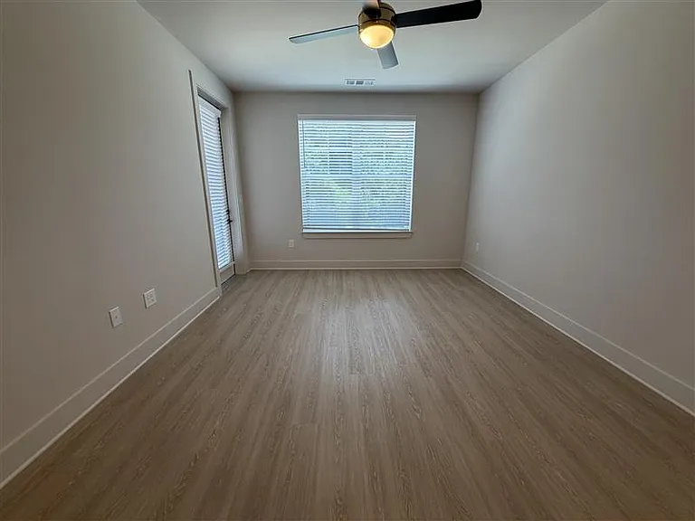 District on the Etowah Apartments — Photo 535