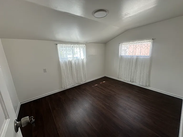 1004 Mason St #1 — Photo 8