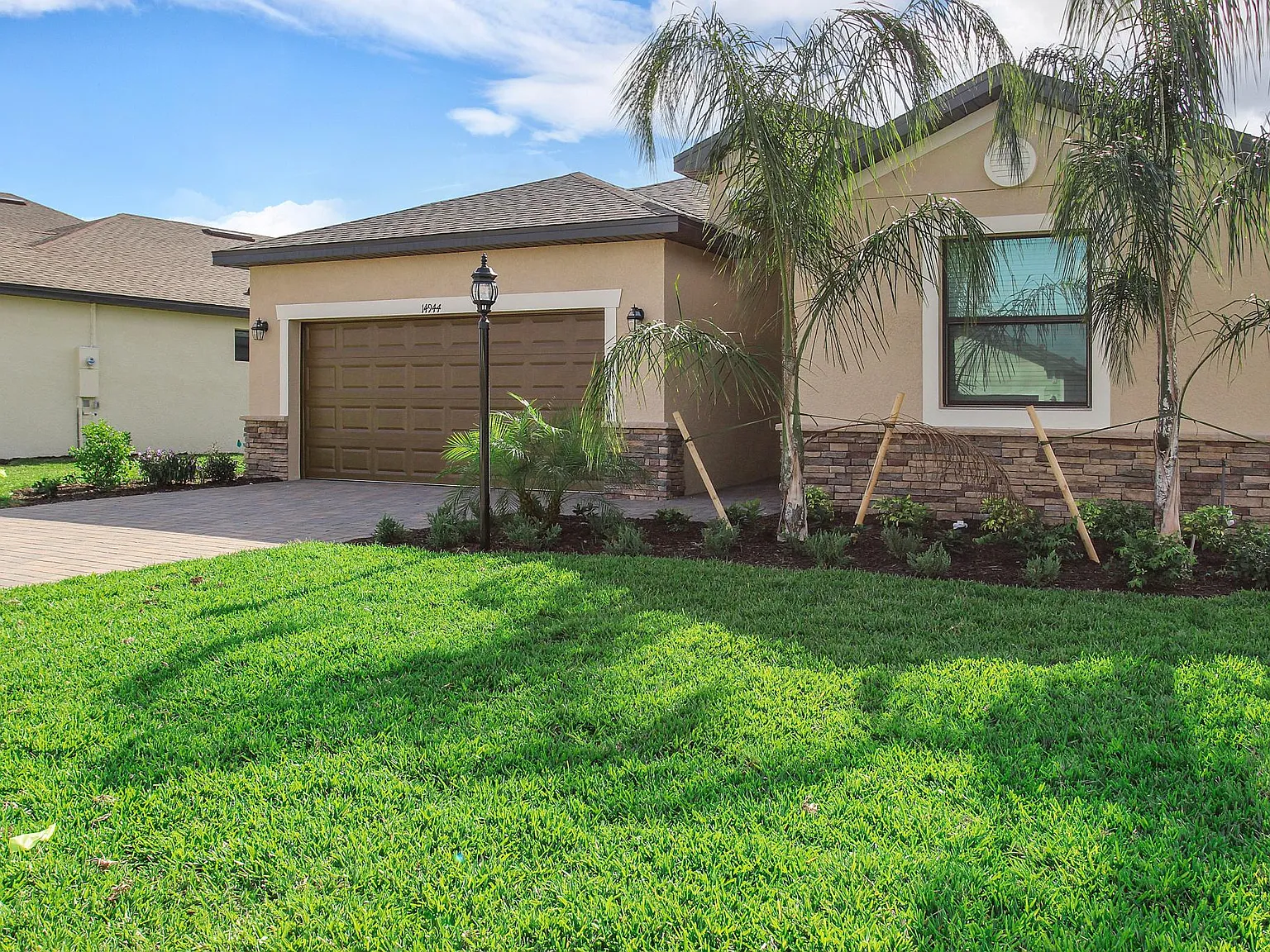 4 bed, 2032 sqft, $2,475 — Photo 2