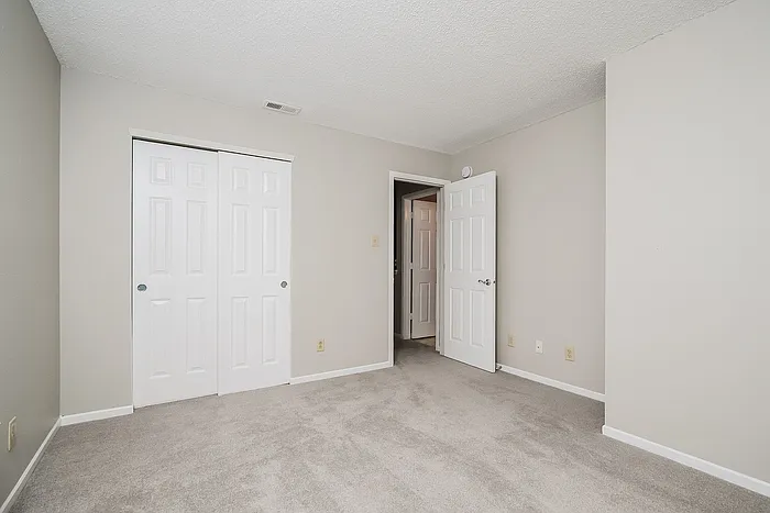 13326 N Swayzee Ct — Photo 9