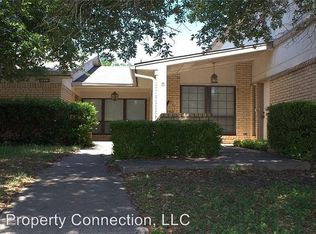 3043 Las Vegas Trl, Fort Worth, TX 76116