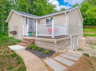 670 N Hartstrait Rd, Bloomington, IN 47403