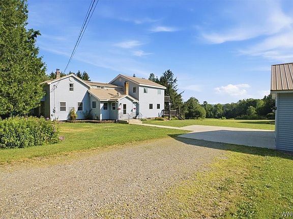 2nd image of 2092 E Hill Rd
