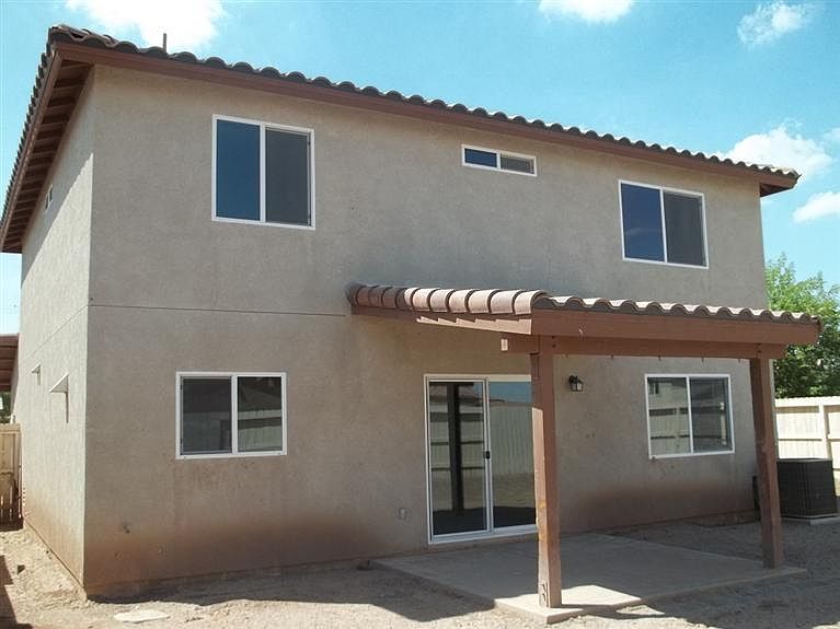 2nd image of 625 Sky View Ct E