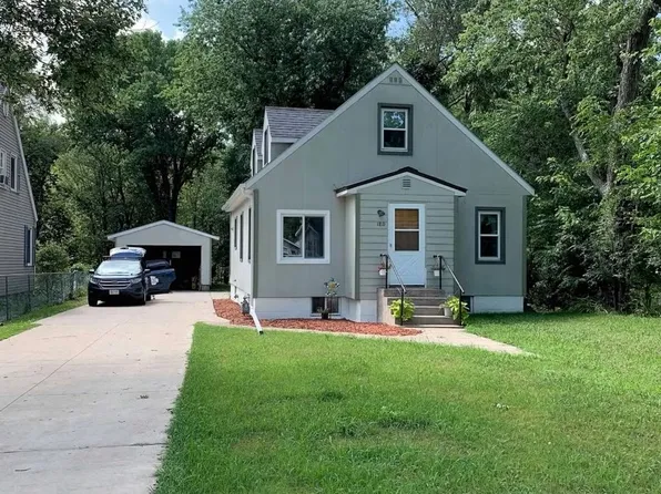 1811 Caroline St, La Crosse, WI 54603