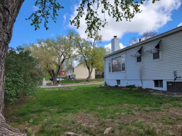 1205 Adams St, Lincoln, NE 68521