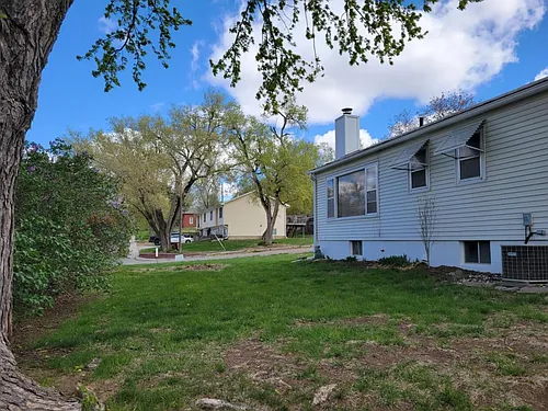 1205 Adams St Photo 1