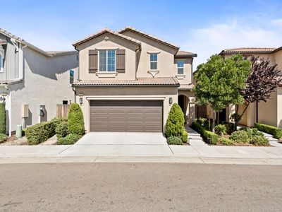 2870 N Sophie Dr, Fresno, CA, 93727